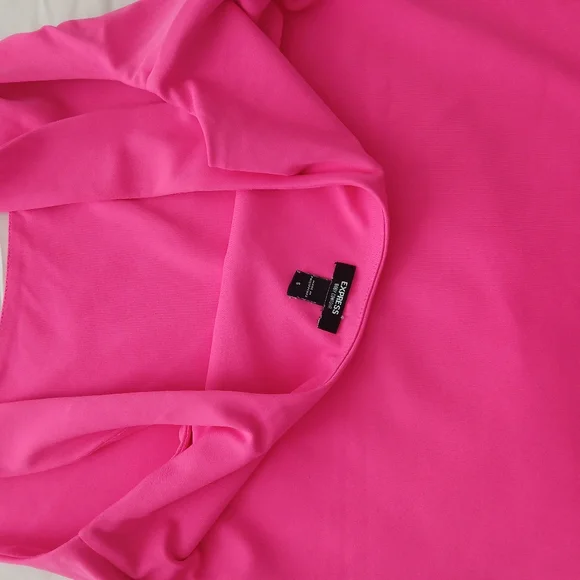 Express Body Contour Scoop Neck Bodysuit - Picture 3 of 3